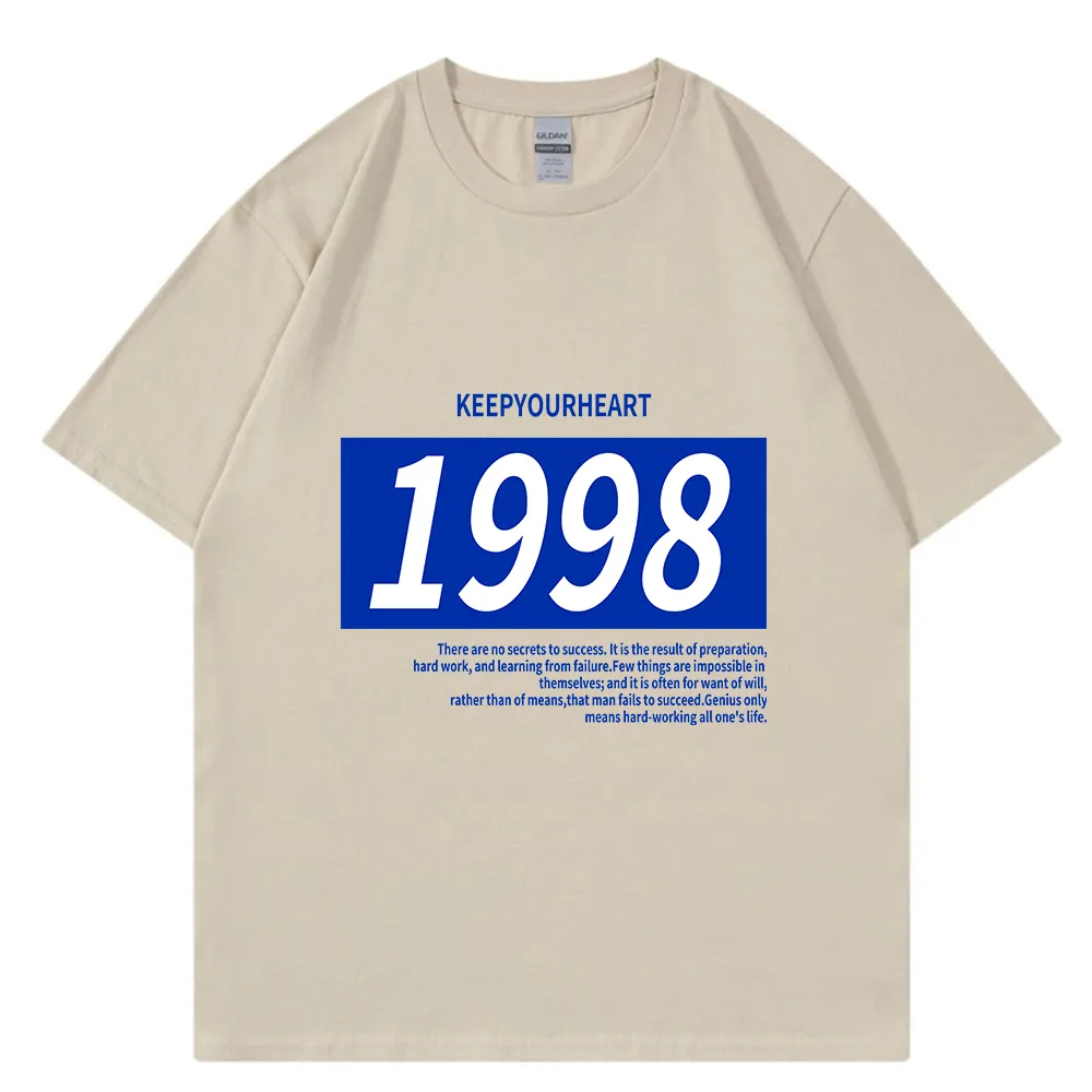 Keep Your Heart 1998レタープリントメンズTシャツカジュアルクルーネックストリートウェア通気性ファッションサマートップコットンルーズTシャツ