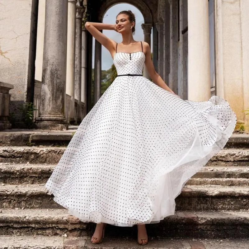 Vestido de noiva Adln vintage preto e branco A-line Torthle comprimento Boho vestido de noiva Bridal Tulle Tulle Bride