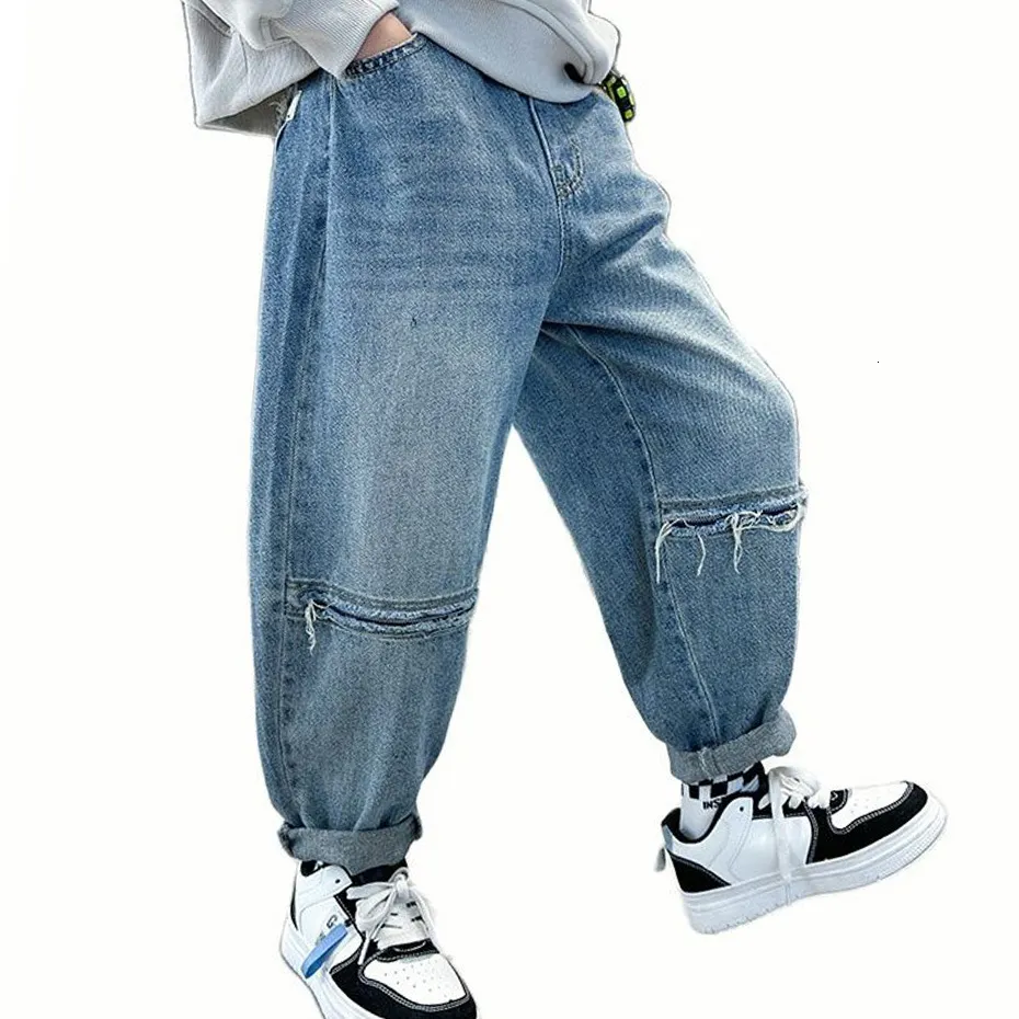 Jeans dżinsy chłopięce duże dziury dżinsowe dżinsy swobodne dżinsowe spodnie dla dzieci wiosenne jesienne ubrania dla chłopców 6 8 10 12 14 230424