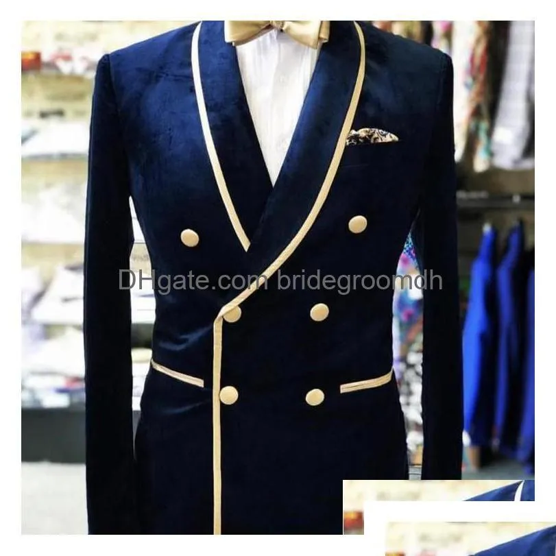 Smoking da sposa Smoking Blu navy doppio petto Scialle da sposo Risvolto Veet Abiti da uomo Blazer da festa Prom Business Designer Giacca Only One Dho2L