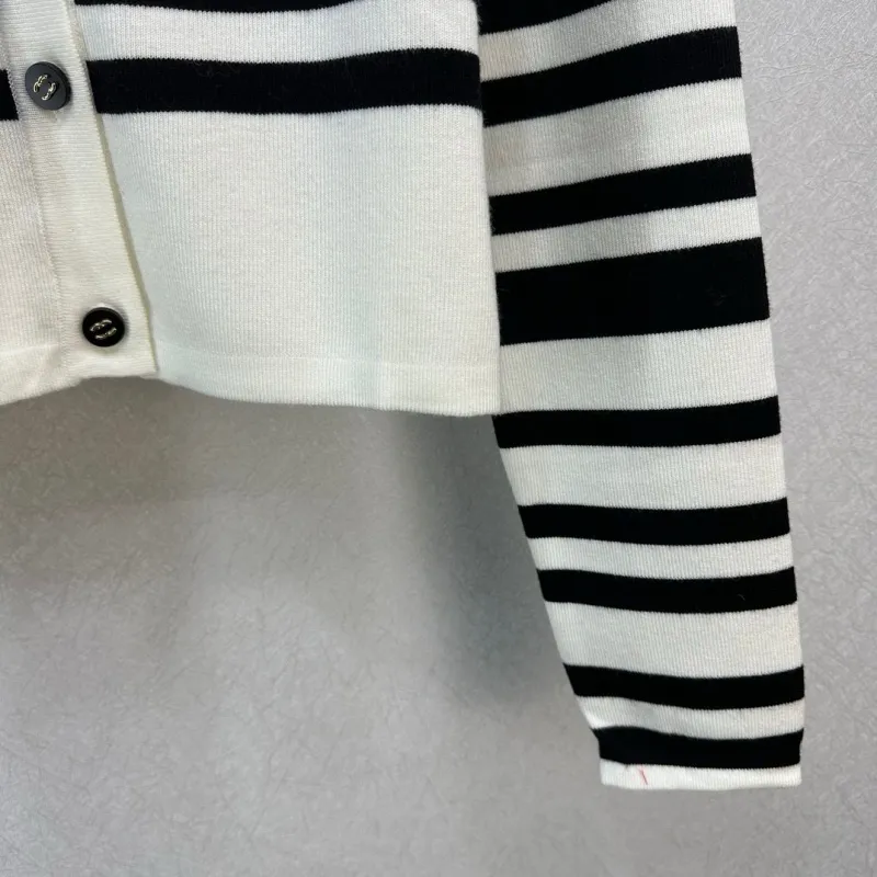 Maglioni da donna Cardigan lavorato a maglia New Spring Girocollo Luxury Brand Designer Channel Maglione Abbigliamento casual