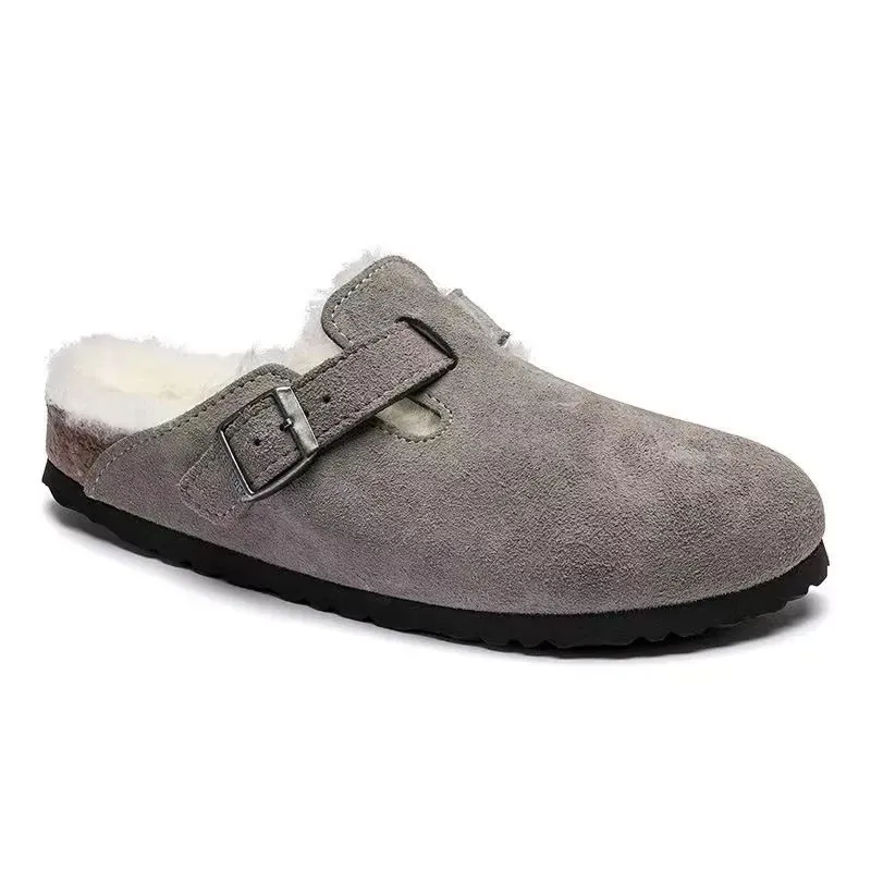 Kvinnors plattform Sandaler Designer Läder Suede Clogs Flat Casual Shoe Sliders Mens Kid Lady Tazz Fur Indoor Sandale Rubber Slide Bostons Summer Slipper Mule Y8