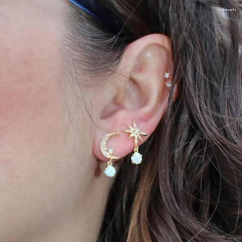 Pendientes colgantes de moda para mujeres y niñas, aretes de circonita cúbica brillante, estrella y luna, aro de buena calidad, joyería coreana 2023