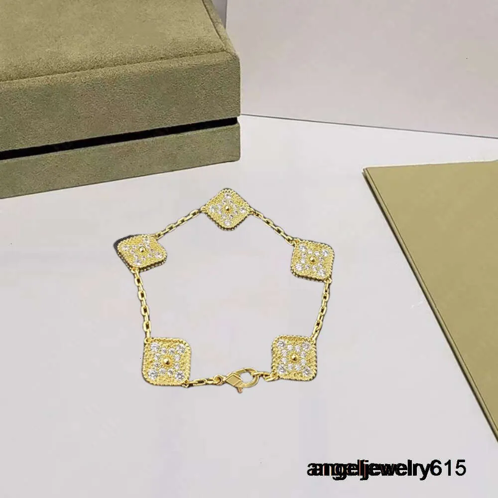 Clásico Van Pulsera de diseño de lujo Trébol de hoja Cadena de diseñador 18K Concha de oro para niña Boda Día de la madre Joyería de moda Regalo de mujer