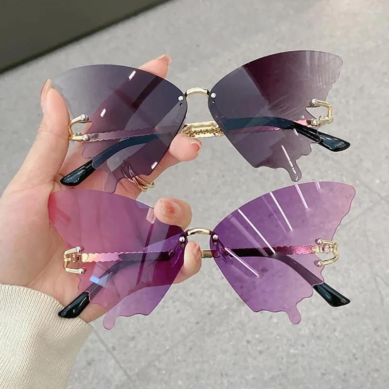 Solglasögon lyxiga Rimless Butterfly Women Brand Y2K Vintage Overdimensionerad färgglada lins solglasögon damer Eyewear Gafas de Sol
