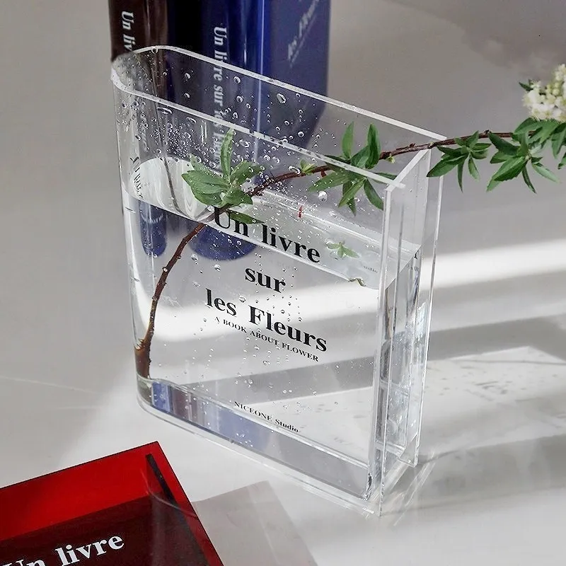 VASES BOOK VASE ACRYLIC INS FLOWER透明ホームデコレーションノルディックヨーロッパモダンな水耕栽培卓上ギフト