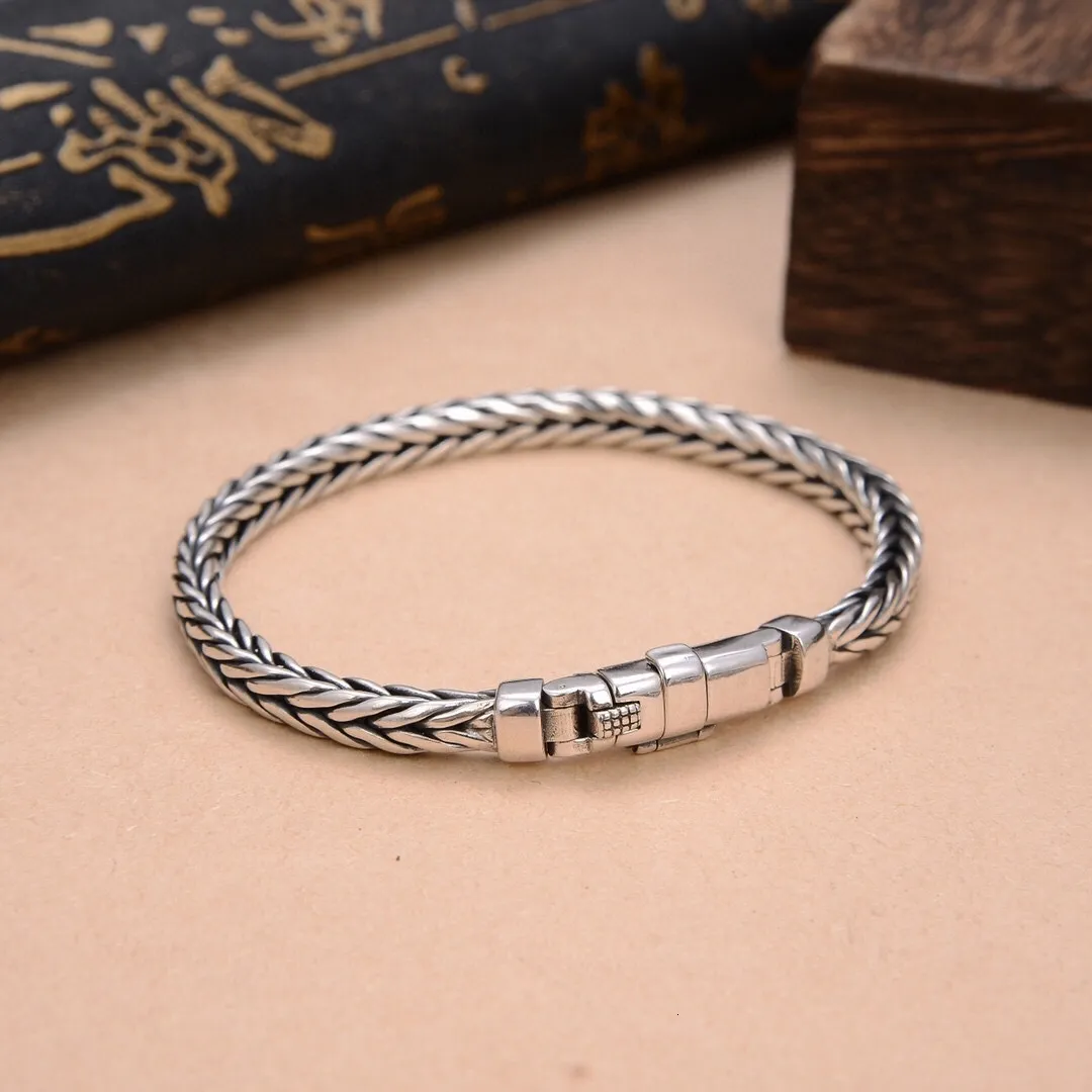 Bracelets de charme HX Retro Retro Fashion Hand Woven Bolt Bracelet Bracelet Trendy Man Personnalité Simple Couple Vente cool polyvalente et articles 230424