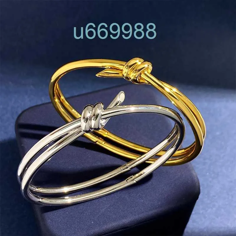 Luxury T Knut Designer Bangle Armband Dubbelinje Rop Womens Minority 18K Gold Silver Shining Ladies Bangles Armband Par Smycken Valentins dag Gifttly