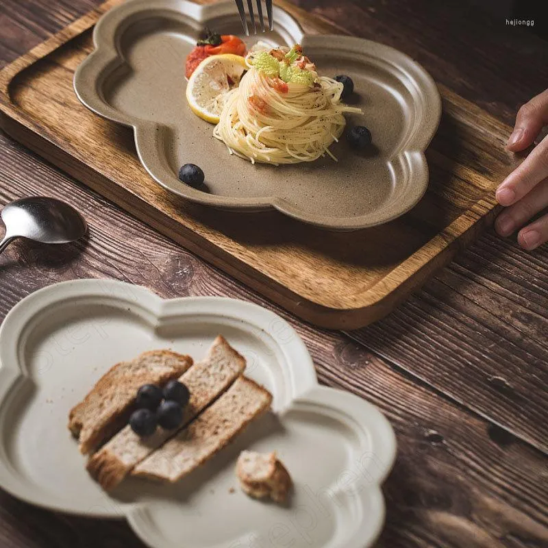 Pratos japoneses japoneses espessos nuvem de sushi placa de criatividade moderna bolo de arte de arte sólida jantar de sobremesa de mesa de chá da tarde