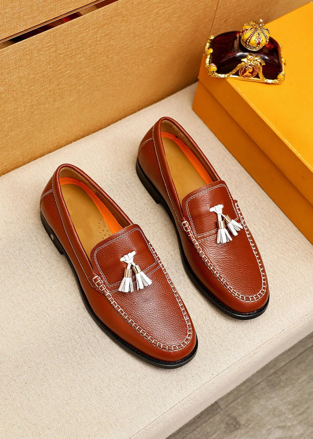 Top Qualité Hommes Designer Robe Chaussures De Noce En Cuir Véritable Classique Élégant Glands Appartements Mâle Mode Bureau Oxfords Taille 38-45