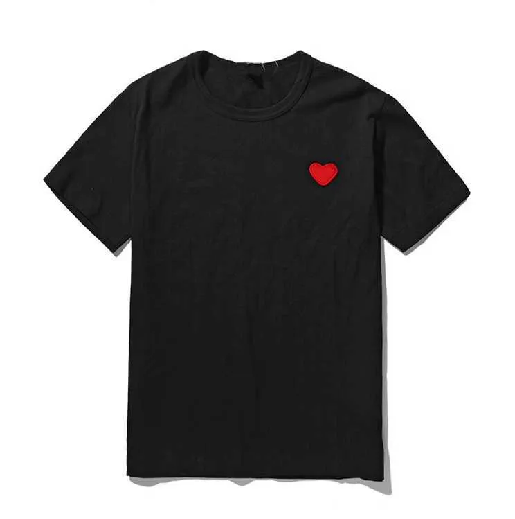2023 Play Mens T -shirtontwerper Red Commes Heart Women Garcons S Badge Des Quanlity TS Cotton CDG Borduurwerk G09 korte mouw G09