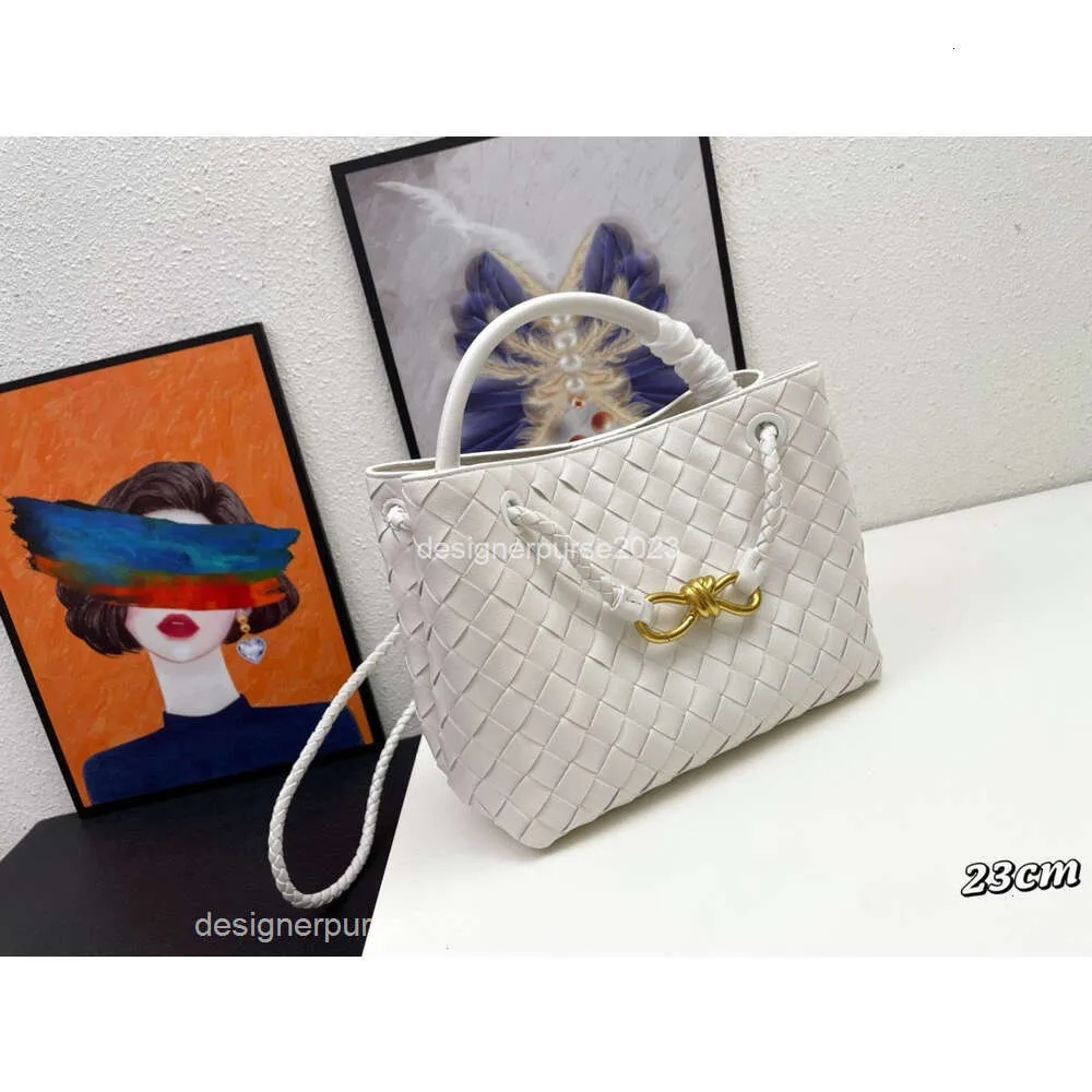 Sac à main Designer 2024 Andiamo Venetta Oblique Lady Sac Sacs Botteegas Nouveau Grand Fourre-tout Shopping Cuir De Veau Straddle Tissé Une Capacité D'épaule Polyvalente LENZ