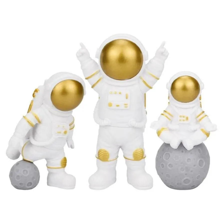 Decorative Objects & Figurines 3pcs Figure Astronaut Action Beeldje Mini Diy Model Figures Speelgoed Home Decor Cute Set312C