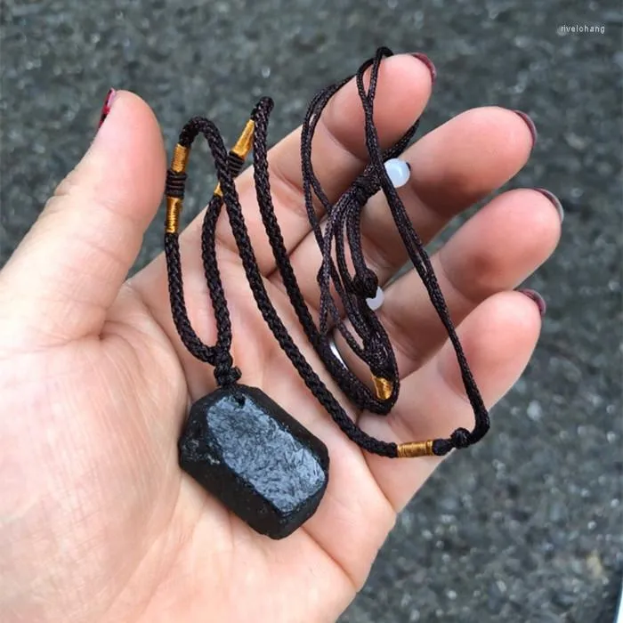 Pendant Necklaces Natural Black Tourmaline Stone Necklace Original Ore Specimen Fashion Jewelry Accessories Gift