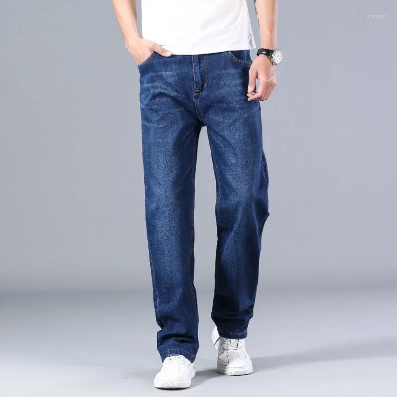 Jeans da uomo Taglie forti 40 42 44 Azzurro Primavera ed estate Pantaloni larghi in denim sottile elasticizzato avanzato Pantaloni maschili di marca