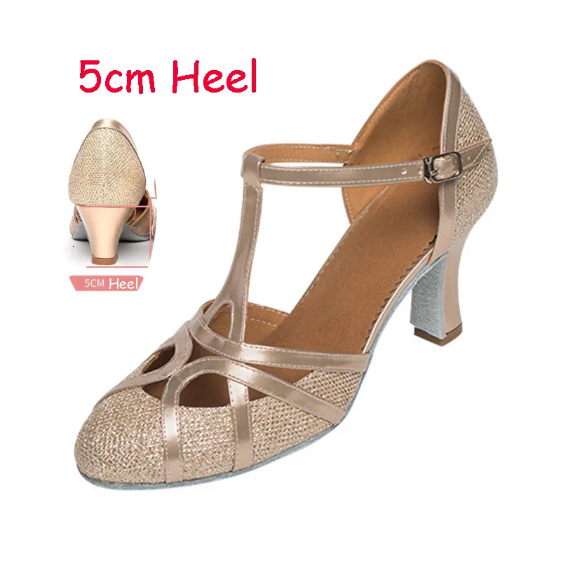 Scarpe da shop ballo latino chiuse