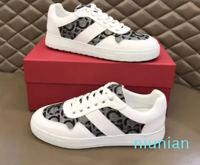 Elegante Branda Gancini Zapatillas de deporte Low Top Casual Hombres Suave Cuero italiano Monopatín Caminar Hombres Zapatillas de deporte para corredores al aire libre EU38-46 06 02