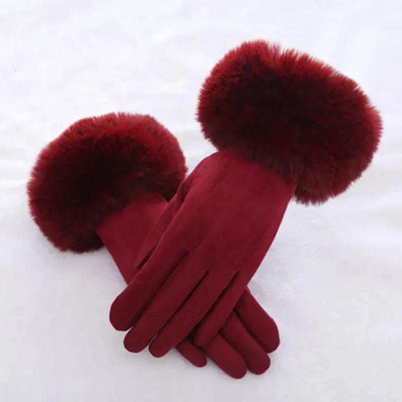 Fünf Finger Handschuhe Mode Frauen Winter Warme Wildleder Leder Touchscreen Handschuh Weibliche Faux Kaninchen Pelz Stickerei Plus Samt Dicke fahren Handschuhe H92 231123