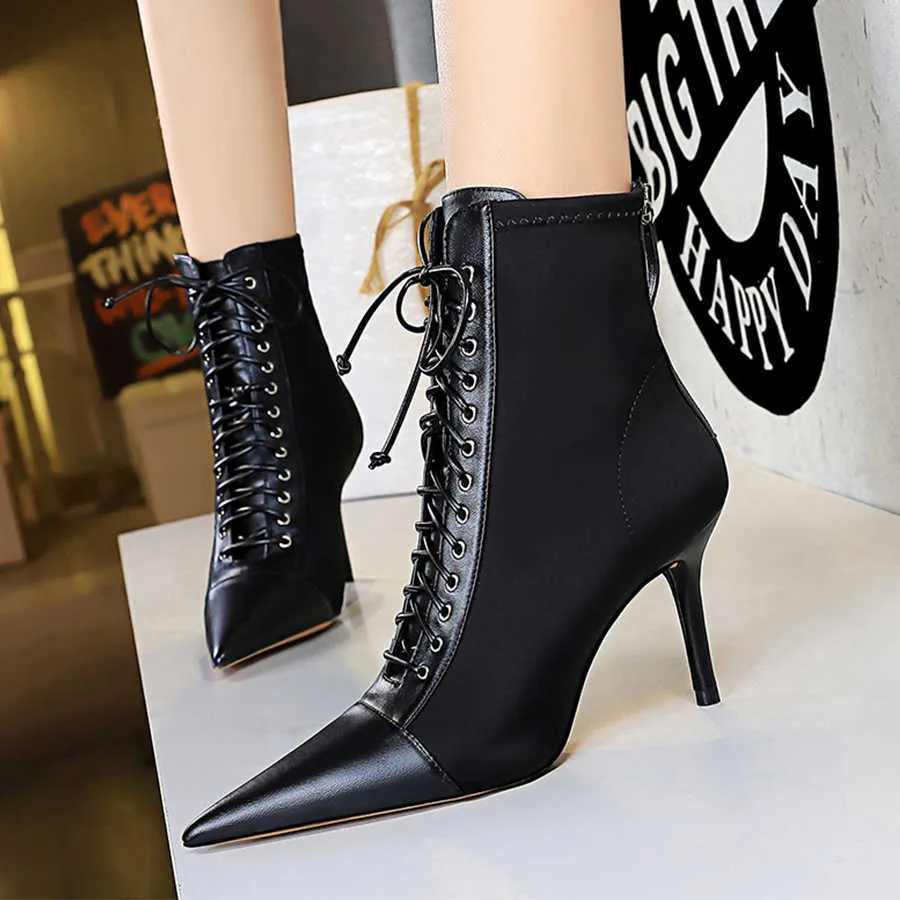 Большой размер 34-43 растягивание Lycra Fashion Angle Boots Women Black Pointy Toe кожаные кружевы насосы Lady High Heels The Wearts Shoes осень 230424