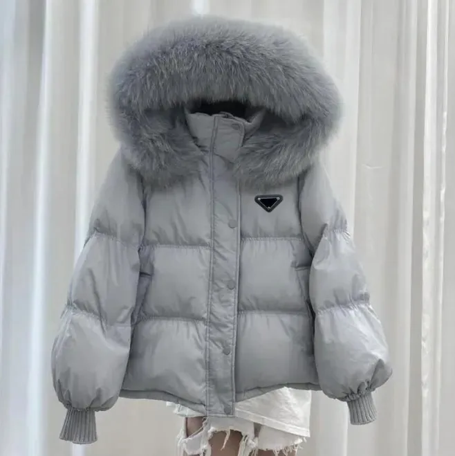 Designer mulheres jaqueta prd parkas moda solta espessada curta raposa grande gola de pele pato branco para baixo casacos casacos ao ar livre com capuz designer jaqueta