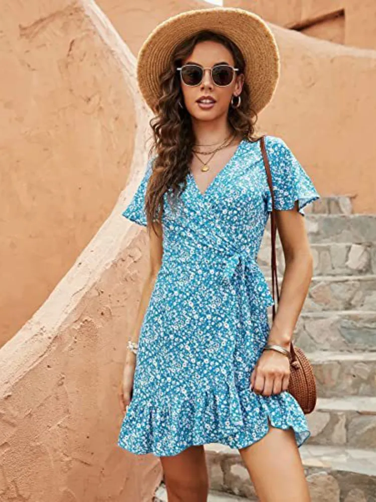 High Waist Dresses: Elegant Women's Summer Dress - Sexy Casual Dresses with  White Floral Lace Detail, Short Sleeves, and Flanged Hem - Perfect for ...