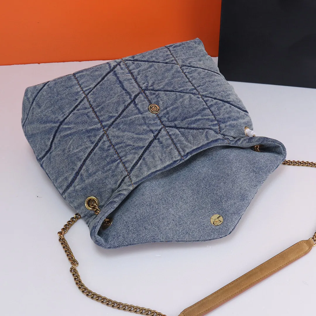 2023 Modeontwerper Hoge kwaliteit denim stof gecombineerd met aardse matte schouderband denim tas enkele schoudertas 5A 4762