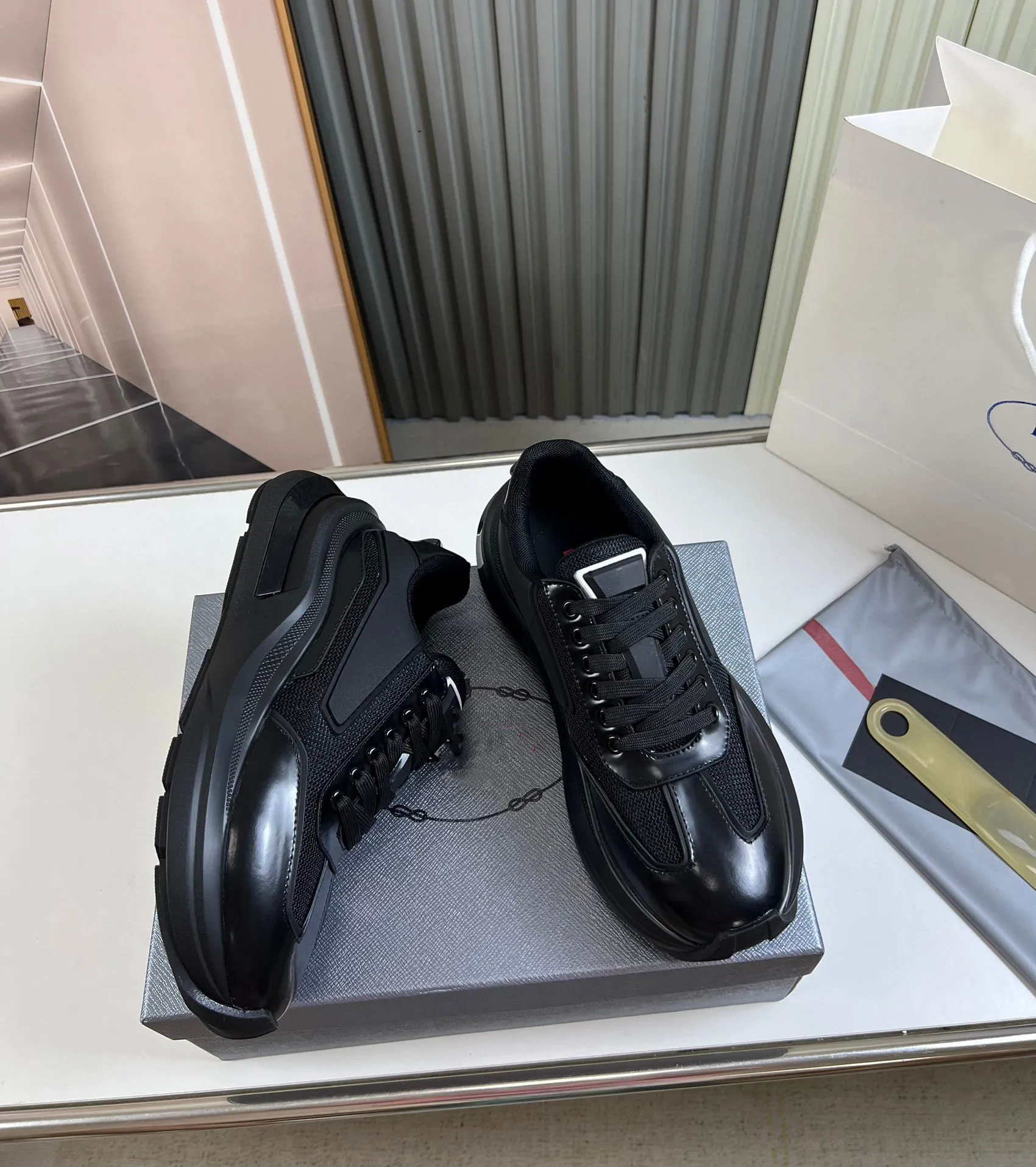 Save Big on Bulk Sports Shoes 24 Men's Casual Running Shoes: Lightweight  White Black Leather Sneakers For Sports, Skateboarding Walking (EU 38  45) - Main Image