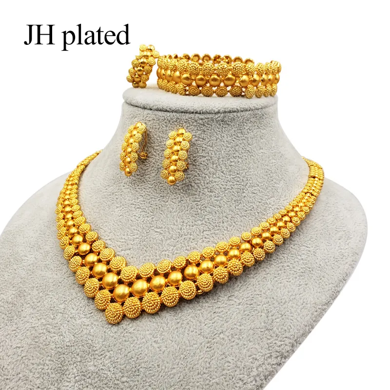 Bruiloft sieraden sets Nigeria Dubai Gold Color Sieraden Sets Afrikaanse bruids bruidsgeschenken Partij voor vrouwen Bracelet ketting oorbellen Ring Set kraag 230425