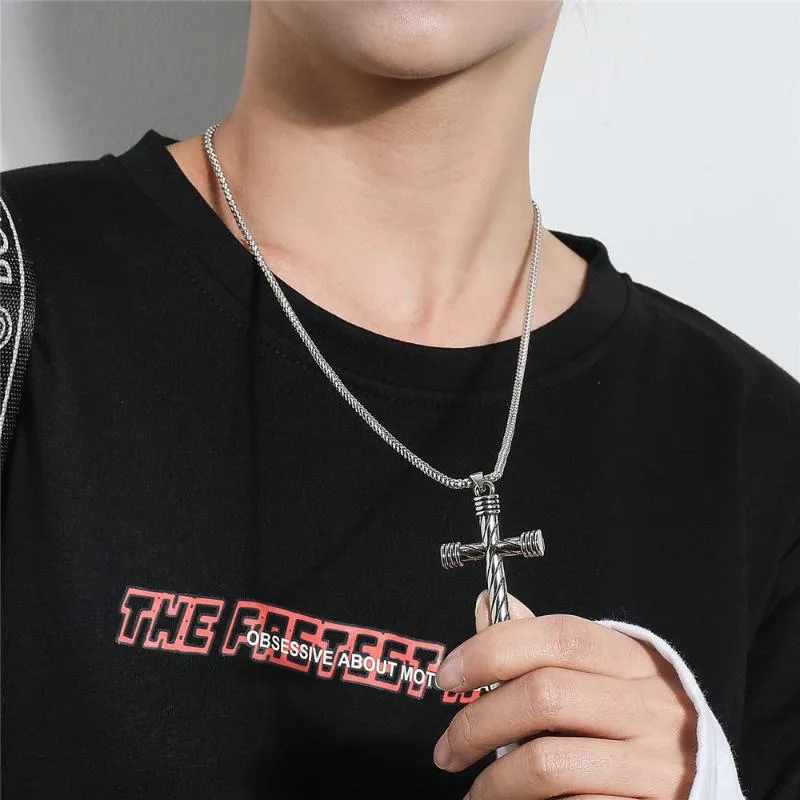 Choker Vintage Punk Cross Pendant Chain Necklace For Hipster Harajuku Metal Solid Cylinder Street Men Women BFF Party Jewelry Gifts Chokers