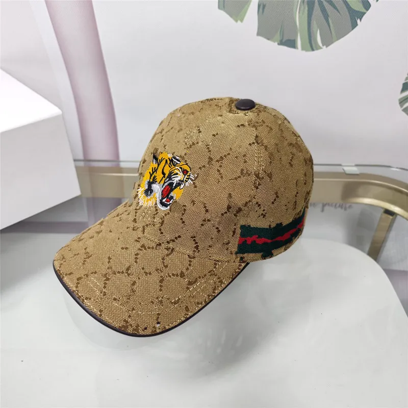 Nieuwe stijl Fashion Baseball Cap Designer Caps Luxe hoed Men Women Summer Outdoors Zonbescherming Casual verstelbare hoedbandbrief Witte Truckers Hoeden 2023