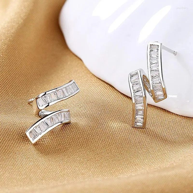 Stud Küpe S925 STERLING Gümüş 18mm Mini Basit Twist Zirkon Kadınlar Moda Düğün Nişan Hediyeleri Takı