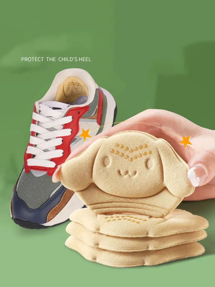 Parti di scarpe Accessori Adesivi per tacchi per bambini Cuscinetti Sneaker Solette per bambini Protezioni per piedi antiscivolo Regola la dimensione Cuscino Scarpe per la cura dei piedi Inserti 231124