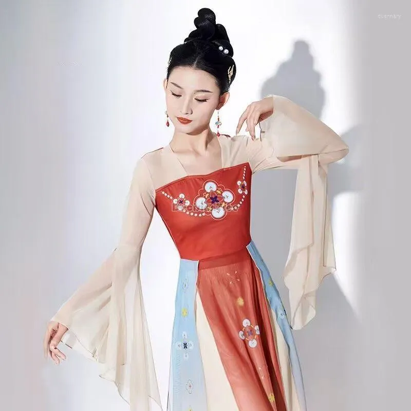 Stage Wear 2023 Klassischer Tanz Retro-Anzug Set aus weiblichem Hanfu-Streamer-langem Gaze-Kleid Chinese National Women Costume