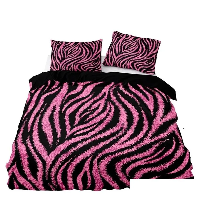 Комплекты постельного белья в американском стиле 240X220 Розовый леопардовый узор Пуховое одеяло с наволочкой Одноместное двуспальное одеяло King 231121 Drop D Dhugr