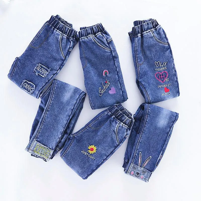 Jeans 3-12 anni Pantaloni per bambini Autunno e inverno da bambina Plus Pantaloni in cotone cashmere Ricami sottili