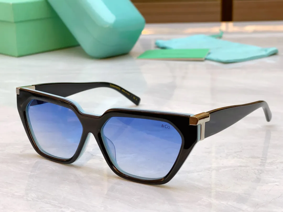 Polarized Sunglasses with UV400 Protection for Men and Women 