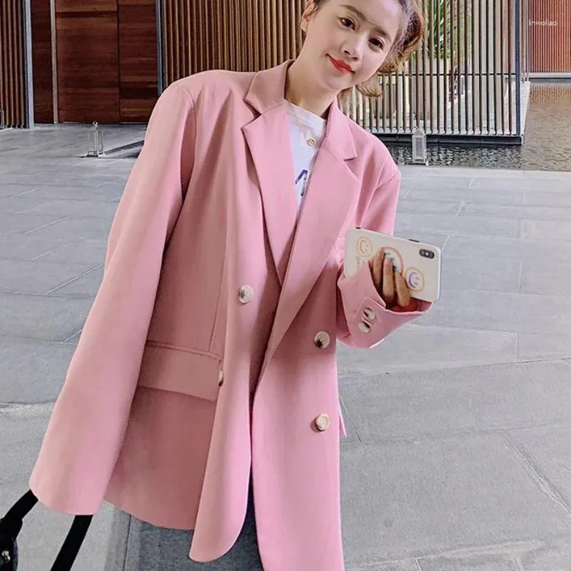 Abiti da donna esterno abbracci rosa blazer bianchi cappotti femminili sciolti e giacche abiti di moda coreani eleganti nella tendenza invernale 2023