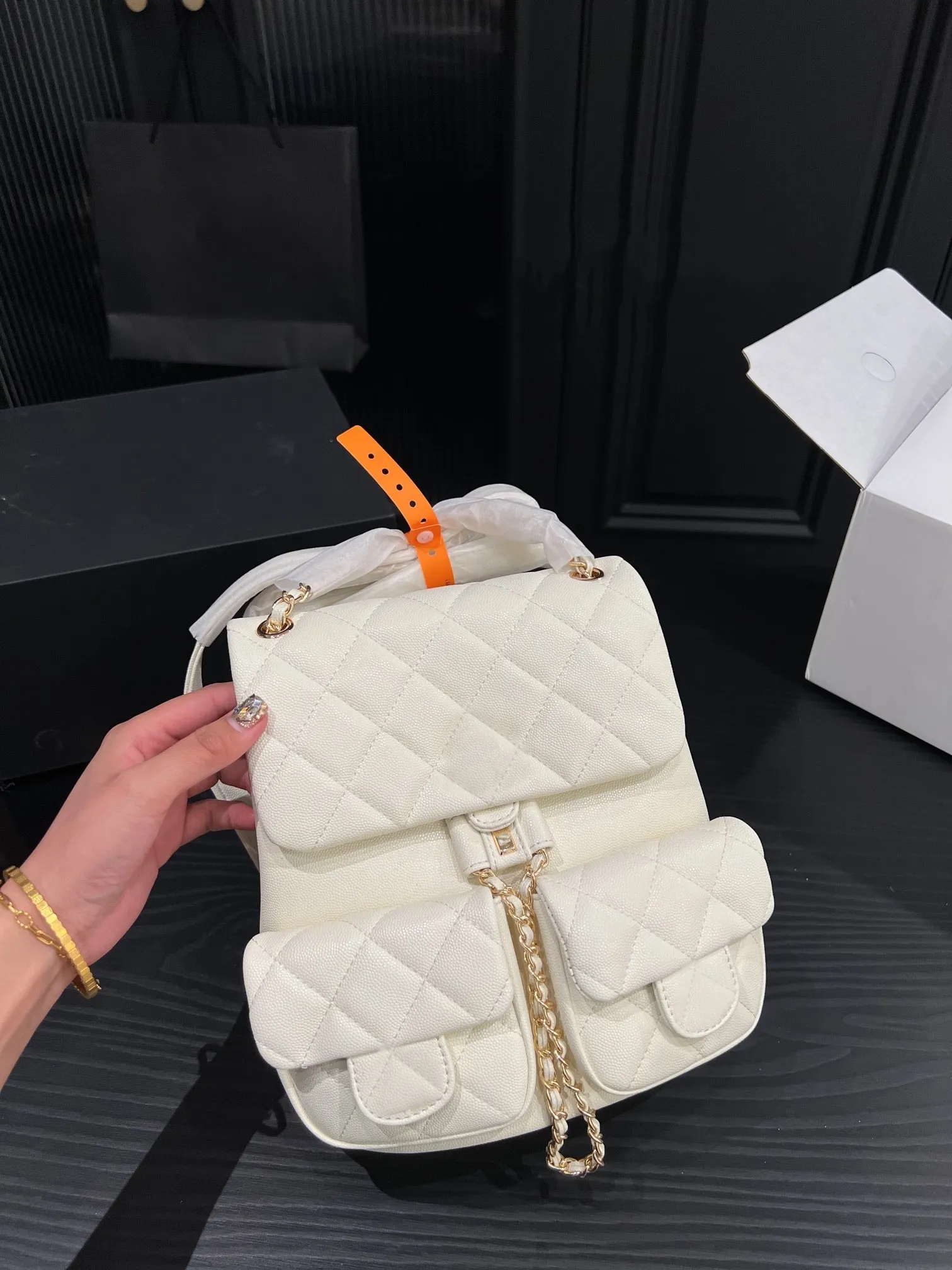 Brand Womens Backpack Classic Designer Bag Chain Trapped Closed