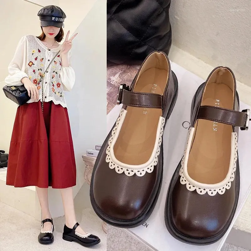 Slippare Flat Shoes Kvinna Kvan Kvinnor Summer Pantofle Low 2023 Floral Rubber Mary Janes Basic Pu Femal