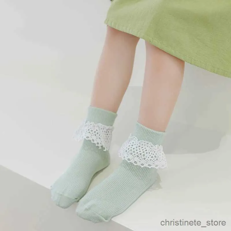キッズソックス春夏の幼児の女の子の長い靴下プリンセスキュートホロービッグレースの通気性靴下