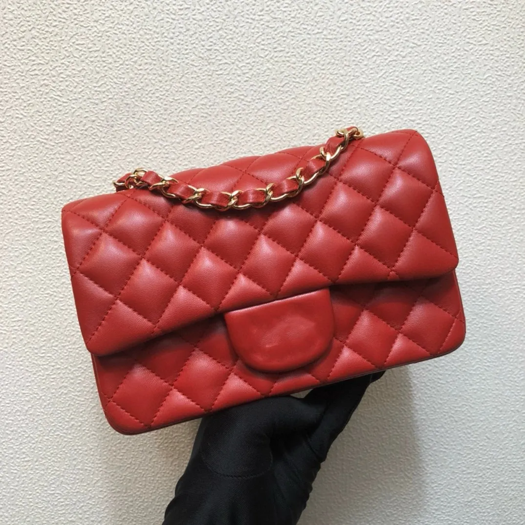 Mini sac à main de luxe femme sac de créateur de mode dame chaîne en métal rabat sacs à main de poche en cuir de mouton caviar pour le shopping affaires cc lettre sac sac à poussière 20 cm