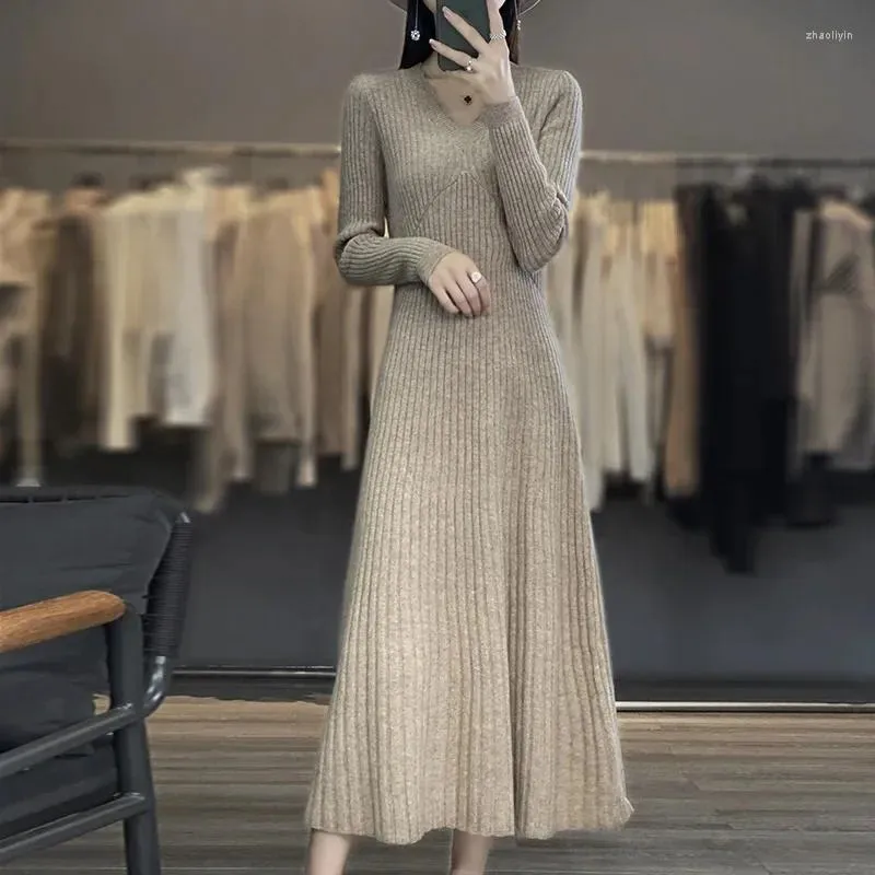 Pulls pour femmes sur mesure mouton pure laine col en v robe pull mode coupe ajustée à manches longues produit tricoté