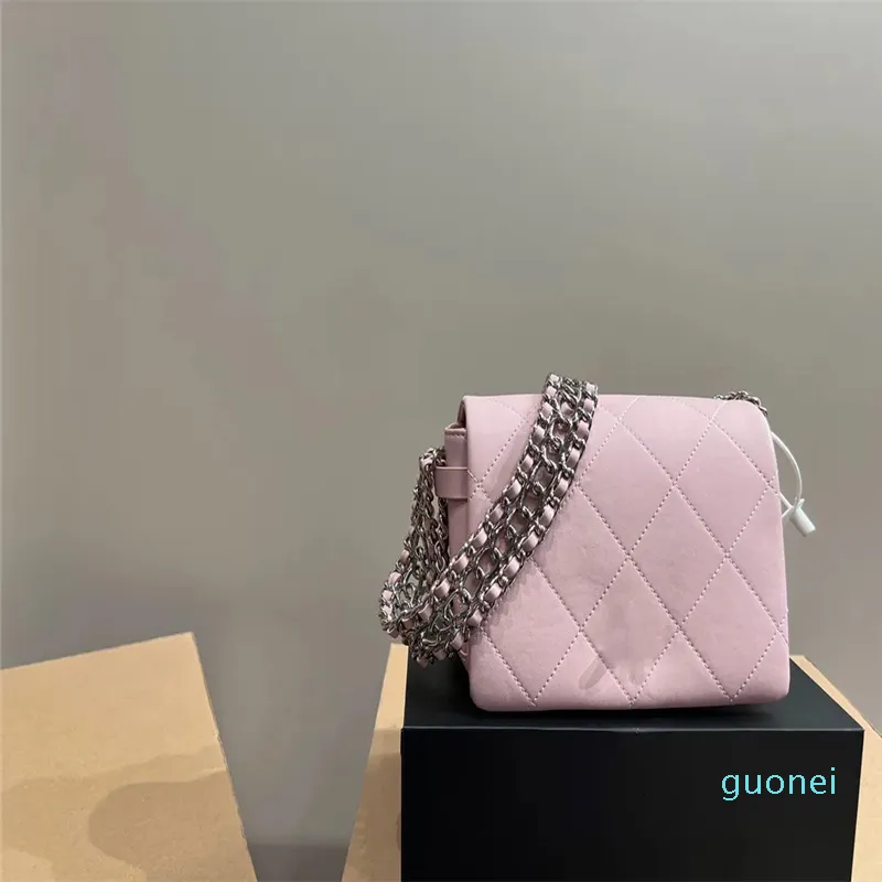 2023 Designer Womens Chunky Chain Chain Shoulder Bag Fashionable Leather Flap Handbag With Y2K Cross Body Strap From Guonei 65.63 DHgate.Com
