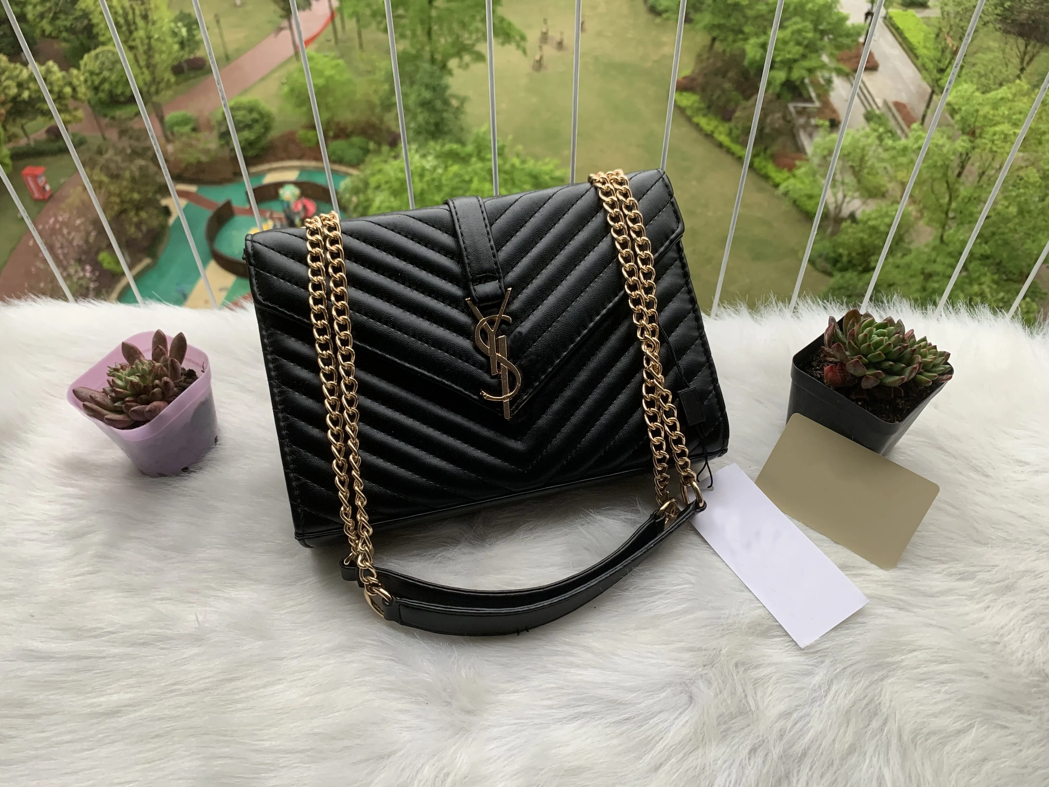 5 Best Ladies Handbag With Price | New Design Bags - YouTube | Shoulder  bag, Shoulder bag women, Fashion handbags