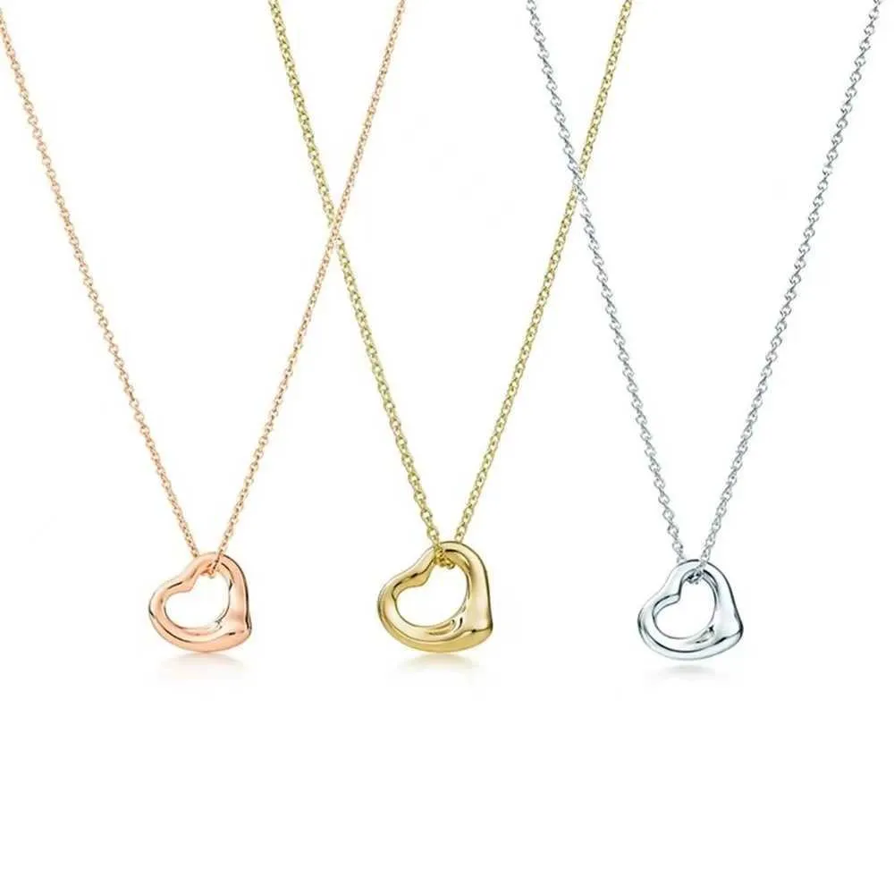 Designermärke TIFFAYS 925 Sterling Silver Love Series Populära Diamond Clavicle Necklace Valentines Day Gift