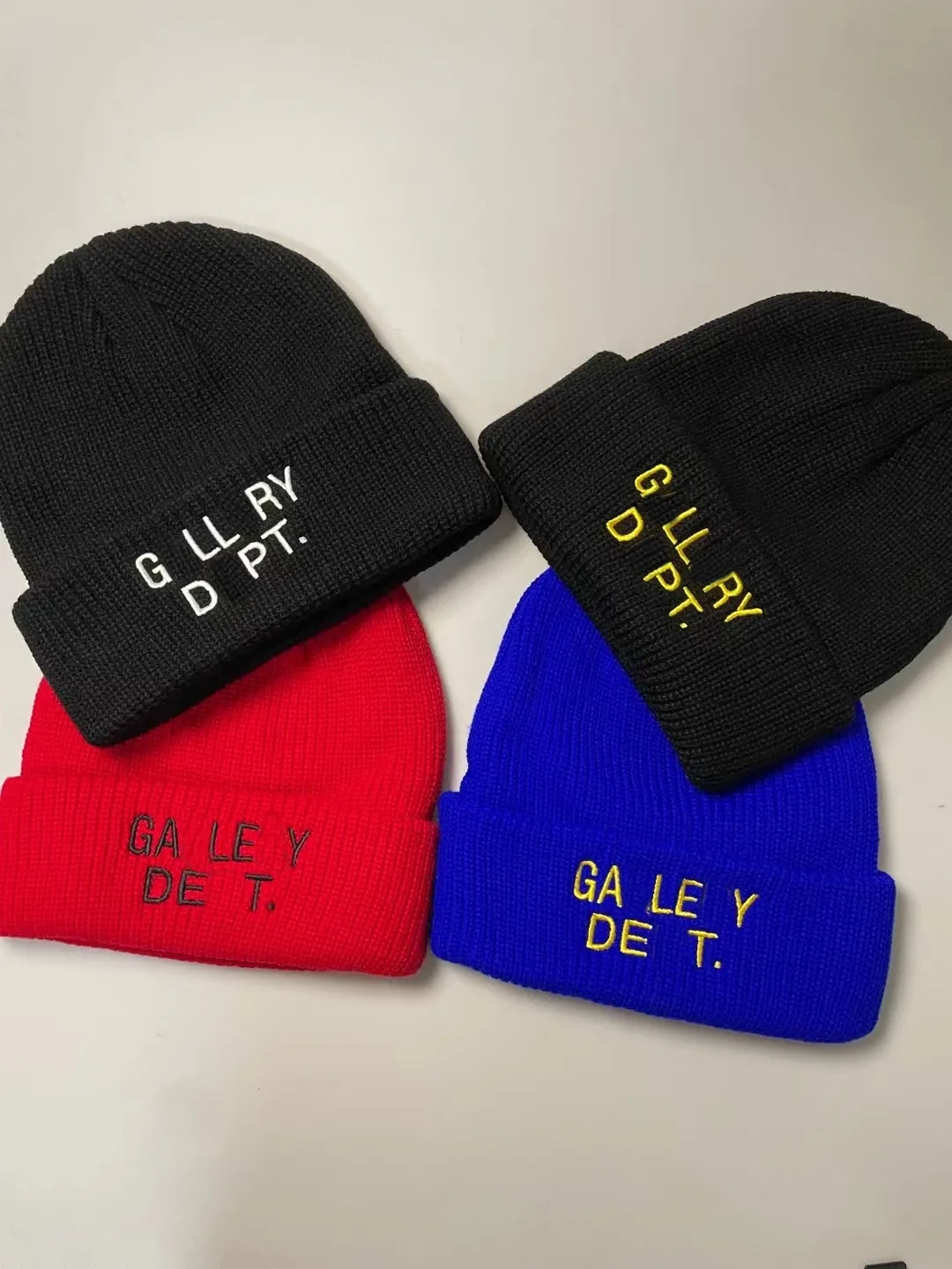 Gratis verzending Designer beanie Klassieke gebreide muts Beanie muts Verdikte warme herfst/winter Nieuwe mode G-letter gebreide muts