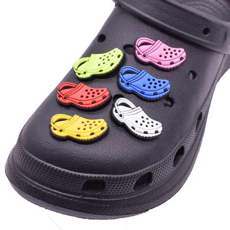 Parti di scarpe Accessori Aksesori dekorasi pesta sepatu Mini lucu hiasan kartun untuk Croc aksesori pin sumbatan 230425