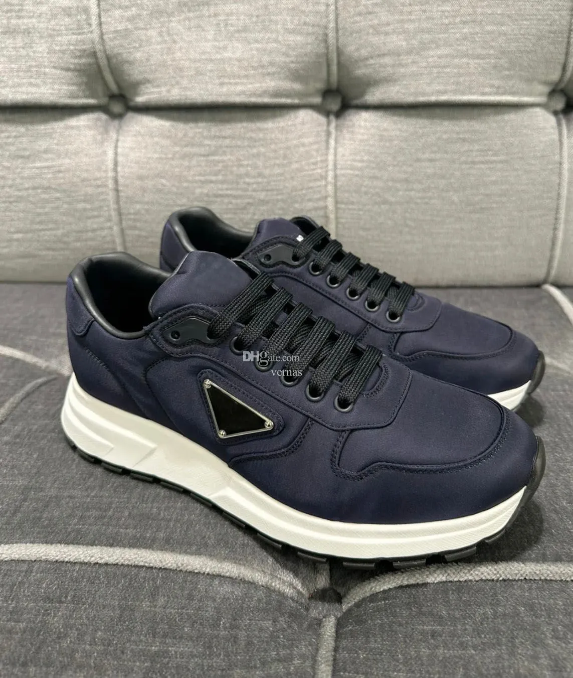 Novo B22 Luxo Prax 01 Tênis Sapatos Homens Re-Nylon Tecido Técnico Homem Casual Andando Famoso Borracha Lug Sole Party Wedding Runner Trainers B22 EU46 com caixa