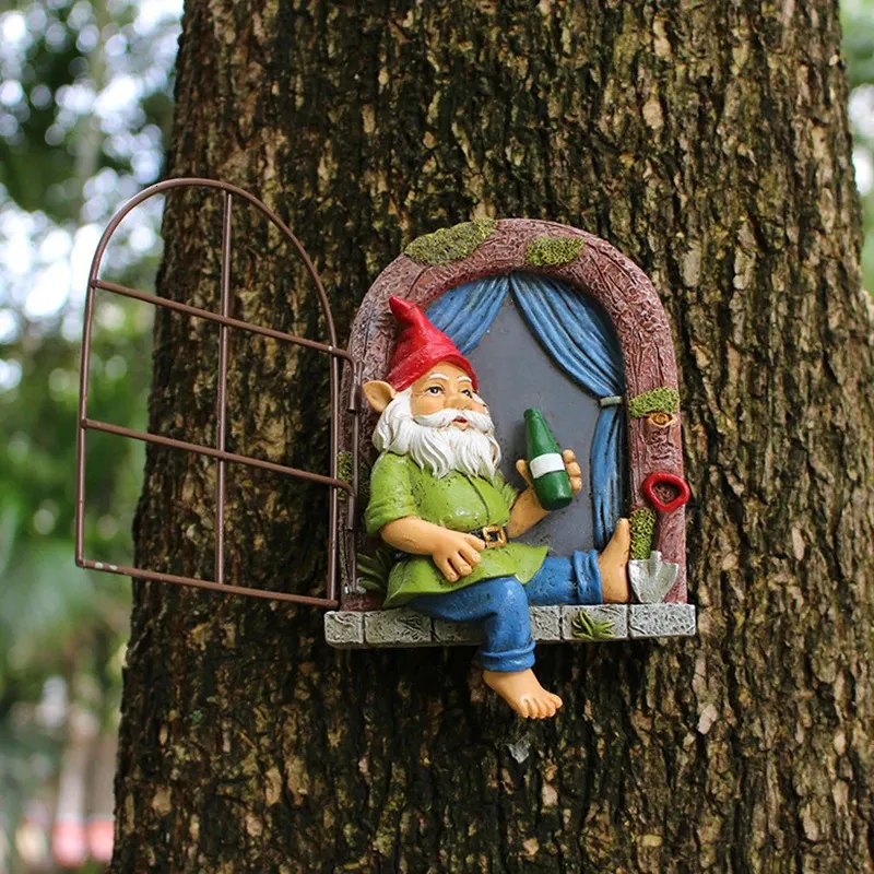 Dekoracje ogrodowe elf z drzewa drzwi hugger ogród określenie sztuka kapryśna drzewo rzeźba dekoracja ogrodowa piwo gnome ornament 231124