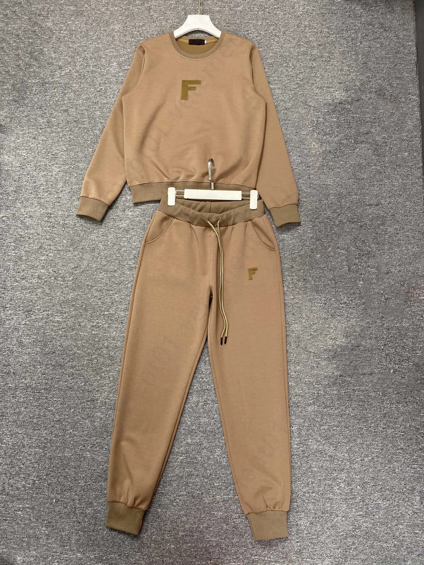 Trendy Women's Tracksuit Set Stylish Jogging Suit, Comfortable Pullover  Sweatshirt Sweatpants Outfit, Loungewear Activewear, Hot Sale!